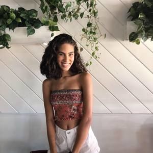 Meet your Posher, Talia